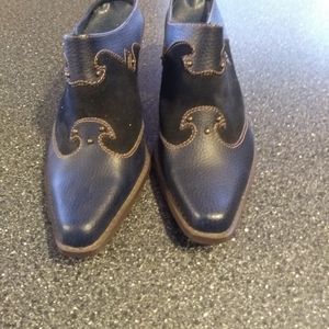 Women's navy blue cowgirl boots size 8